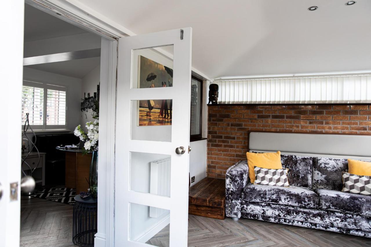 Inviting 3-Bed House In 맨체스터 외부 사진