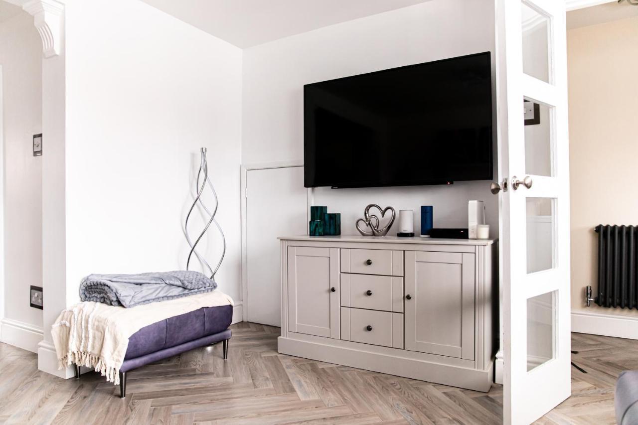 Inviting 3-Bed House In 맨체스터 외부 사진
